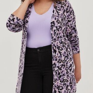 Torrid Cardigan VNeck women’s Purple Leopard Print Button Front sweater New Sz 1